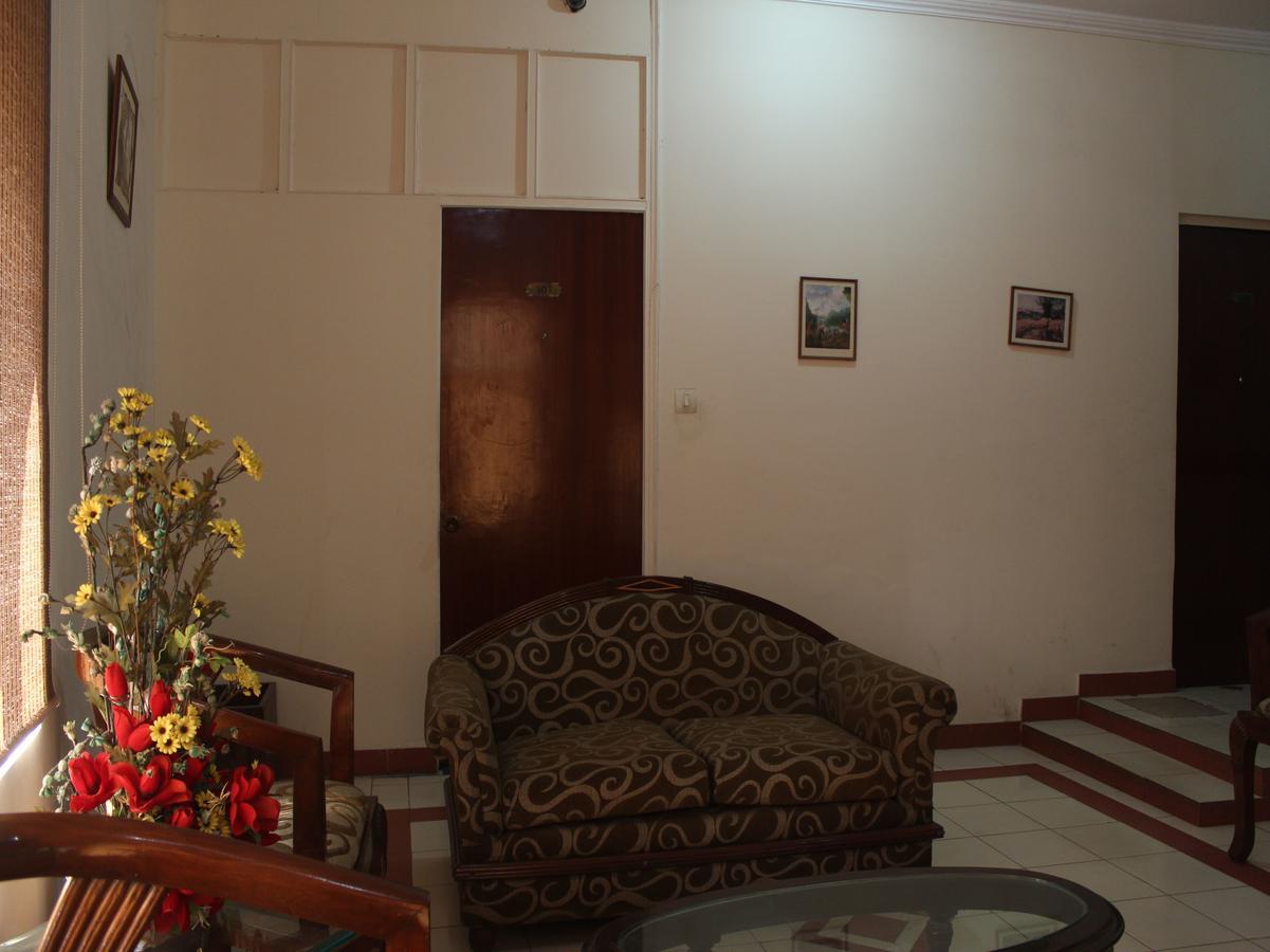Oyo 5232 Kwality Hotel Dehradun Dış mekan fotoğraf