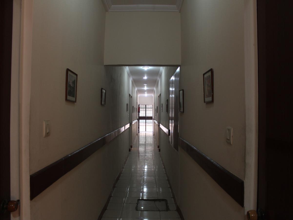 Oyo 5232 Kwality Hotel Dehradun Dış mekan fotoğraf