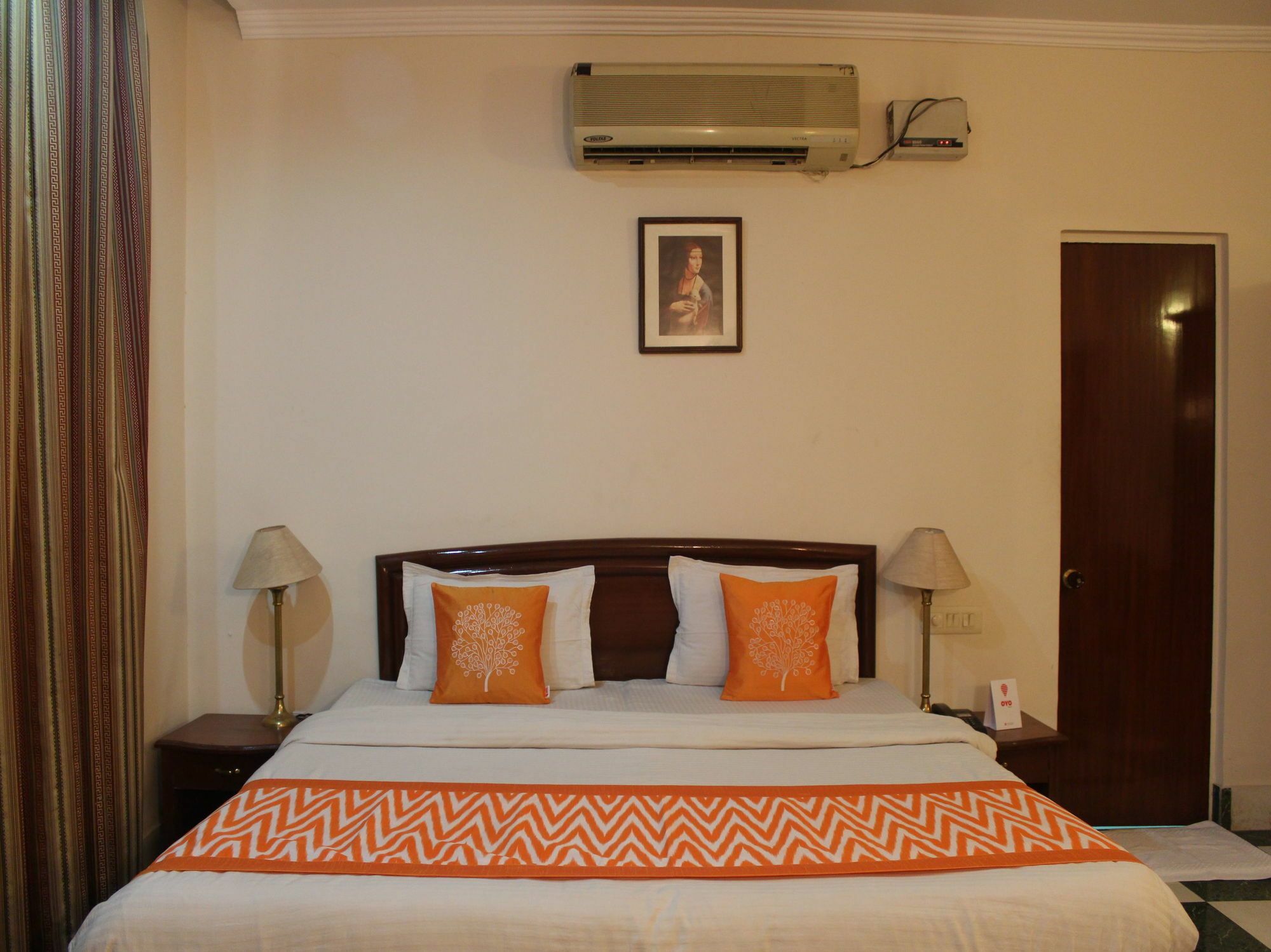 Oyo 5232 Kwality Hotel Dehradun Dış mekan fotoğraf